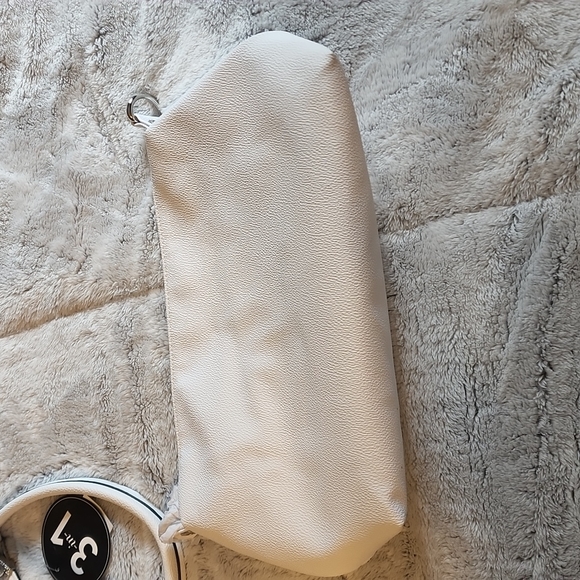 Wilson's Leather Black Rivet Gabby Tote, Black/White NWT - Picture 12 of 12